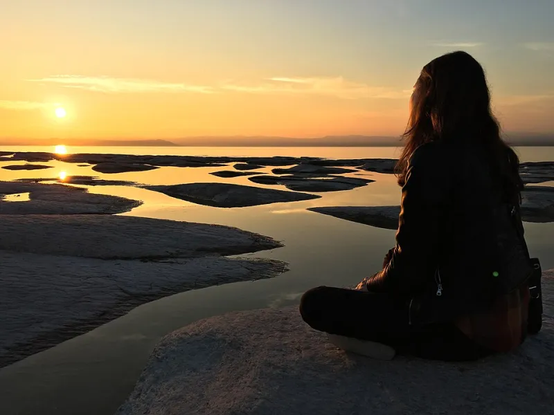 Screens Off, Guards Down: How Going Voice-Only Unlocks a Rawer Kind of Intimacy